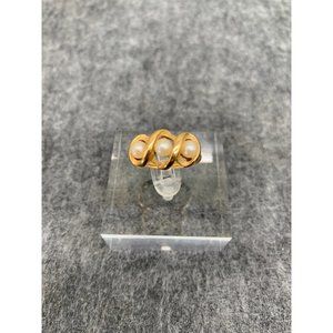 Avon 3 Pearl, adjustable wire inside ring  6 Gold Tone, White/Cream Pearl   Faux